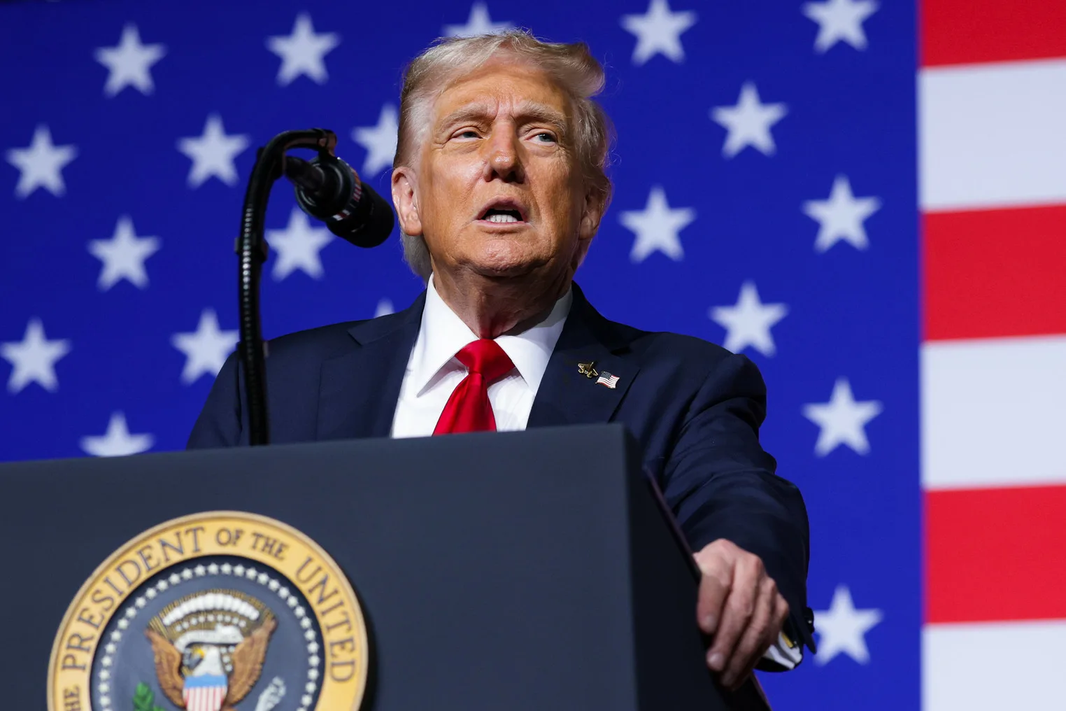 Трамп отклонил предложение Ирана по Ормузскому проливу