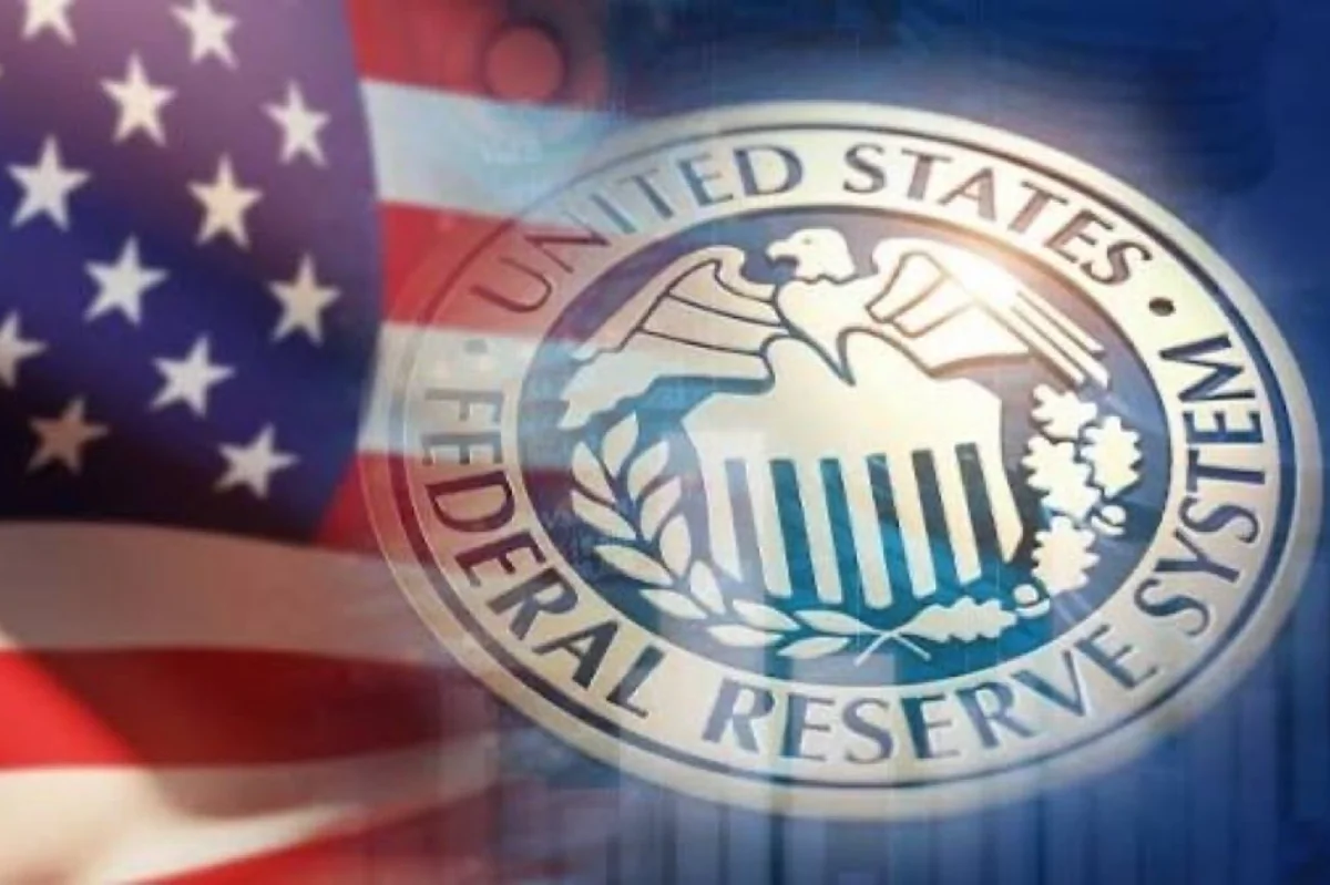 Financial chart of US 10 year Treasury yield rising above 5 percent with Fed FOMC meeting concept