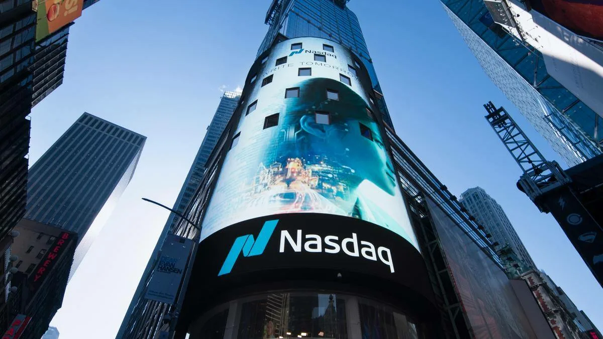 Nasdaq второй день на рекорде
